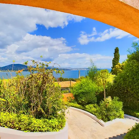 Enchanting + Pool St Tropez Apartament