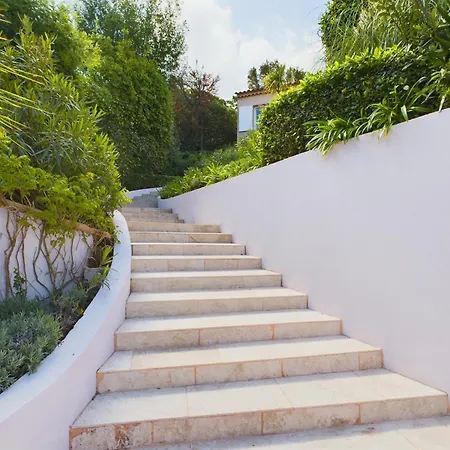 Enchanting + Pool St Tropez * Saint Tropez